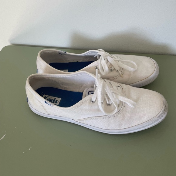Keds Women’s Champion Original, white - size 6 - Picture 3 of 6